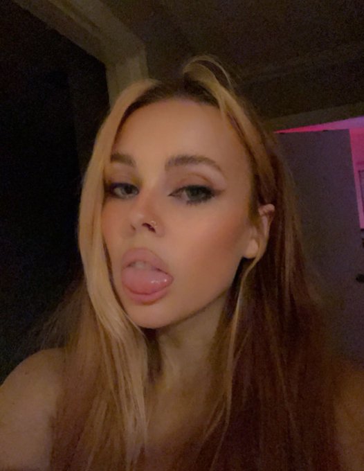 Hi https://t.co/3tcaRu0vHa