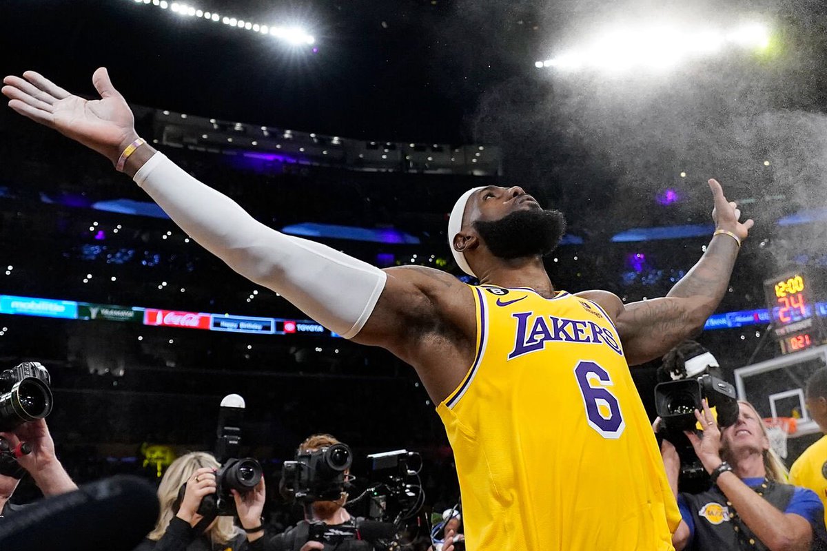 Warriors fans I’m feeling generous. You have 5 minutes to repent for your sins, bend the knee and accept LeBron as your GOAT and savior. 

If you do this your soul will be spared in the rapture.