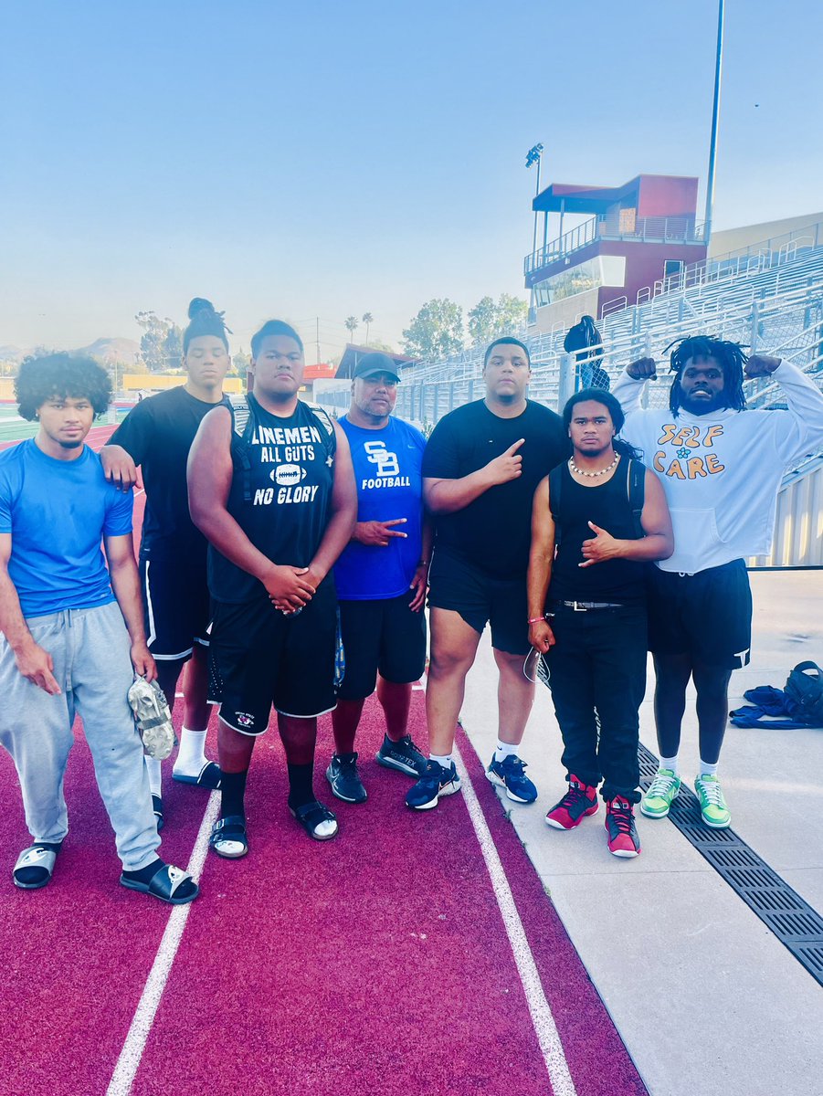 Coach Leki tweet media