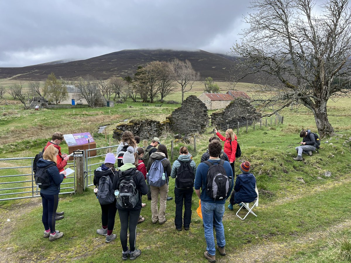 More @uniexecges fieldtrip fun, learning about the history of the Braes of Glenlivet and contemporary challenges of landscape management with @CrownEstateScot #CGESinthefield