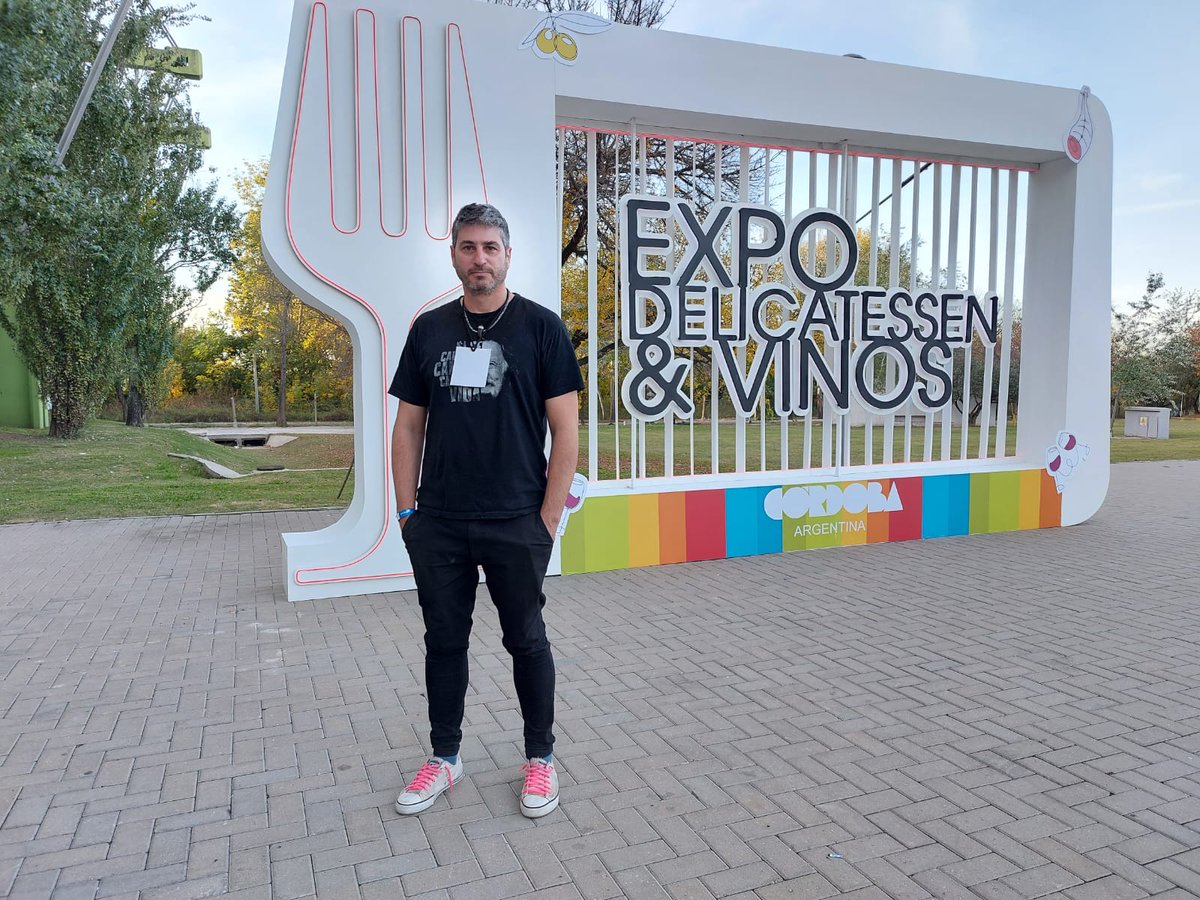 Parra Producciones (@crisparraof) on Twitter photo 