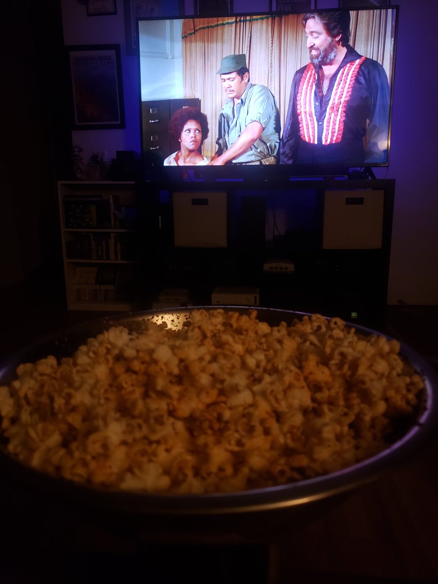 nonsequitur420's tweet photo. The best popcorn ever with the Mutant family.
#pepcorn #spicypopcorn #bdg #TheLastDriveIn #mutantfam https://t.co/muVRJGH2fm