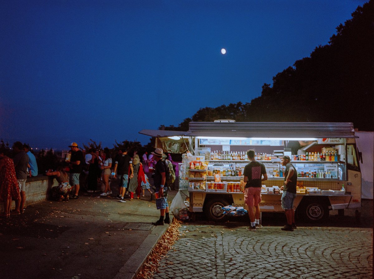 eamonsphotoss's tweet photo. Blue hour in Italy https://t.co/aLpJ5YiBw4