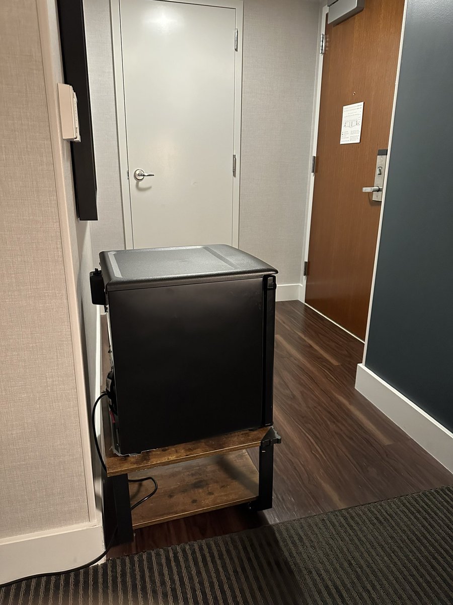 jtoytoj's tweet photo. @IHGOneRewards I checked in 4 hours ago for 4 nights at Intercontinental and the mini bar(refrigerator) is not working.
They added another refrigerator to my room, not fix it. The noise bothers me. 
I don’t want to stay here. https://t.co/m7q9SWELln