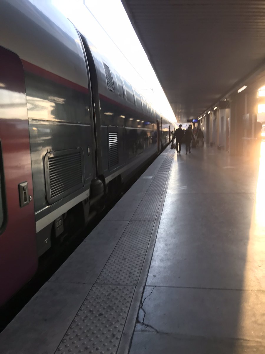 landofhop's tweet image. BRUUUUUCEEE !!!!
J’ARRIVE !!! #SpringsteenParis #SpringsteenTour2023