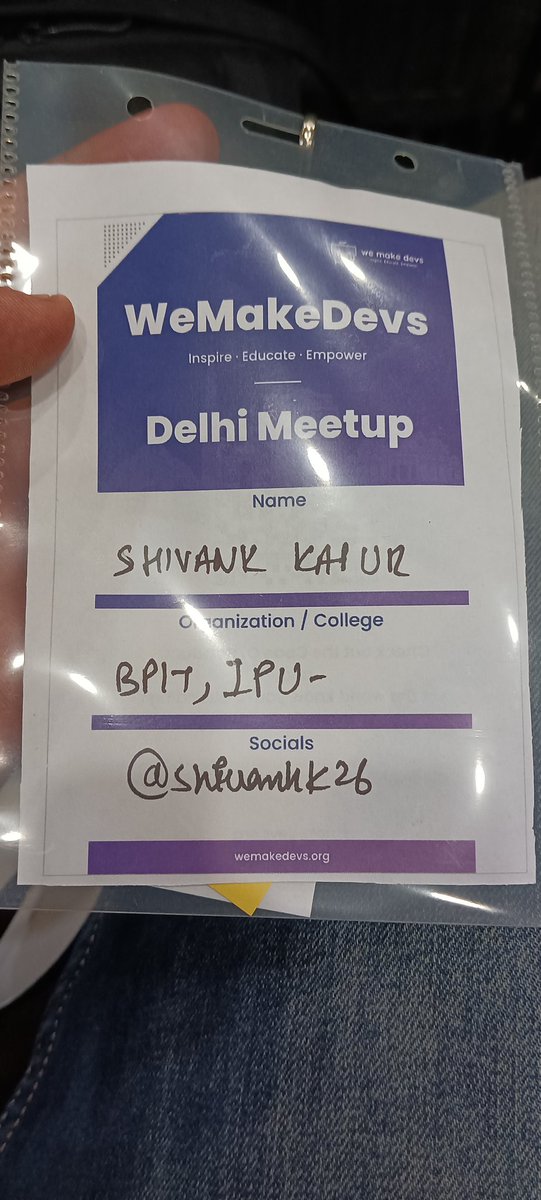 xshivank's tweet photo. Few more things which made me happy were the delicious food, amazing stickers, and the #wemakedevs T-shirt!!
#devops #docker #opportunity #future #event #people #wemakedevsmeetup #coding #college #collegelife #programming #computerscience #cloud #network #food https://t.co/GSG19Gd1eG