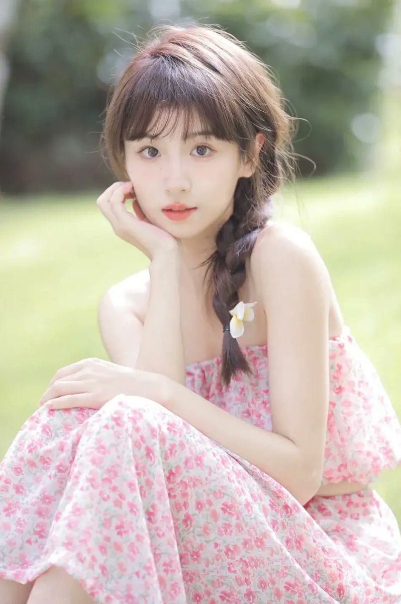 万众绿中一抹红