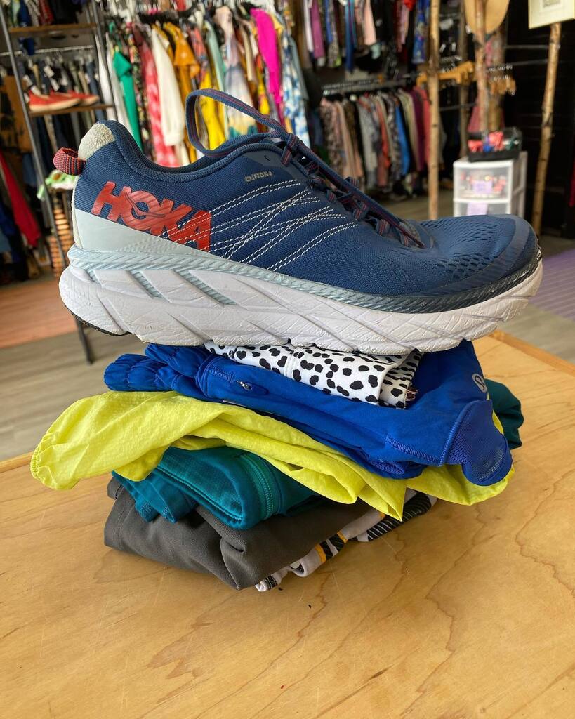 Todays staff picks featuring athletic wear!! Come to fashionpact for all your  exercise needs! Happy sunny Friday!🫶☀️✨ instagr.am/p/CsKYw3kvz12/