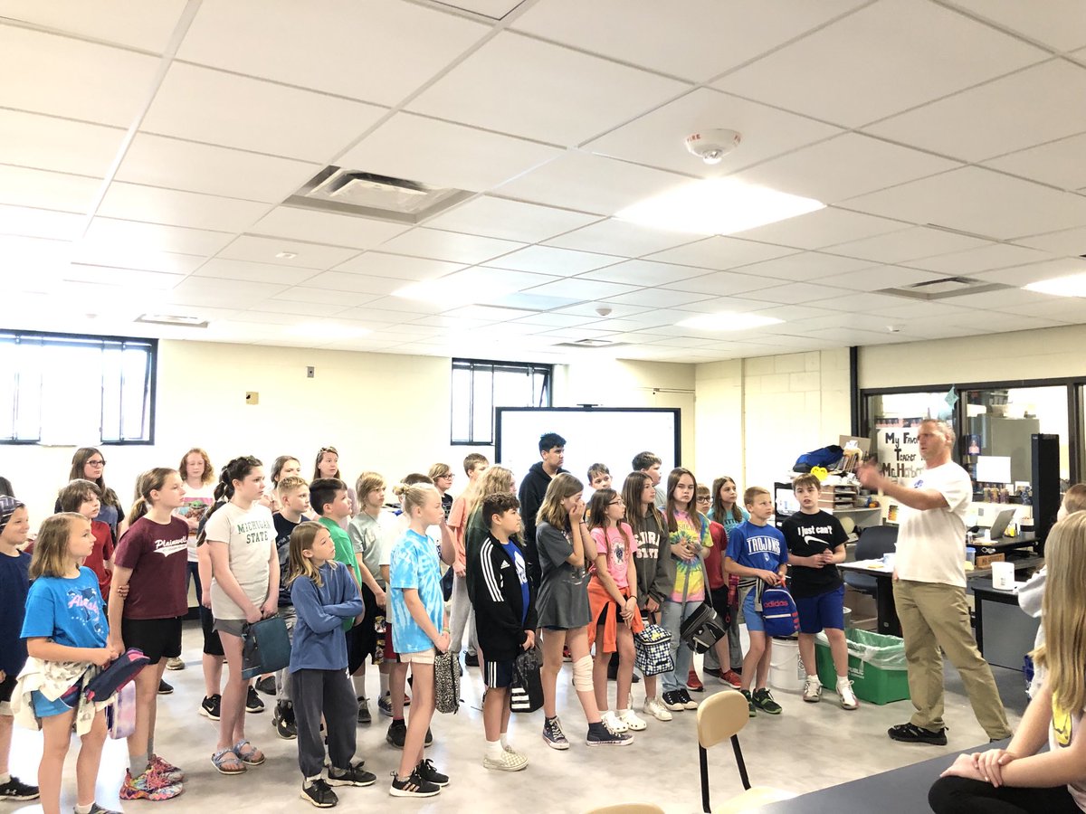 RockyStamos1's tweet photo. 5th graders from Starr, Gilkey and Cooper all visited the Middle School today. They had lunch, met with a panel of 6th graders and went on a tour. Looking forward to them joining us in August! #strongertogether #plainwellms #plainwellschools https://t.co/UJdRT8uma6