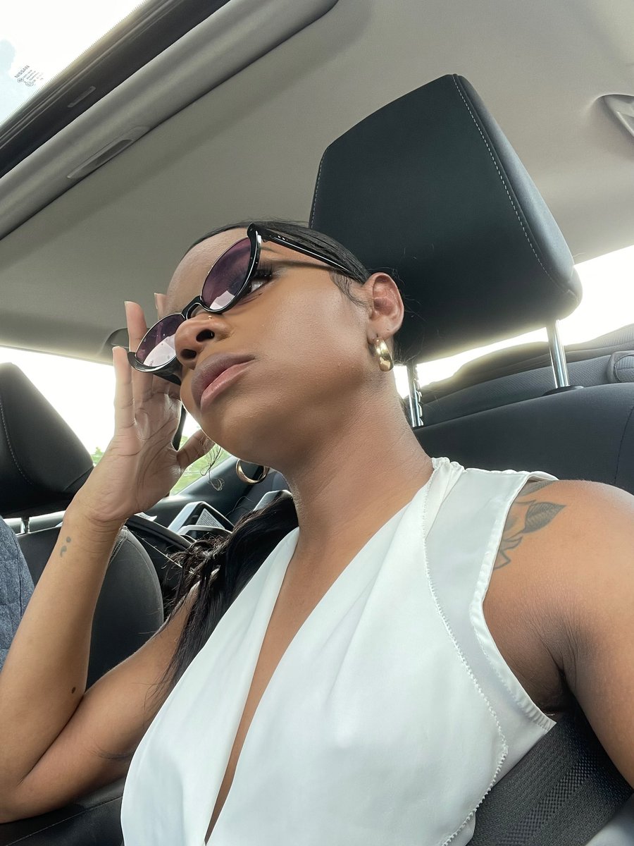 PrProCeo's tweet image. Rip me out the plastic, I been actin brand new 💋