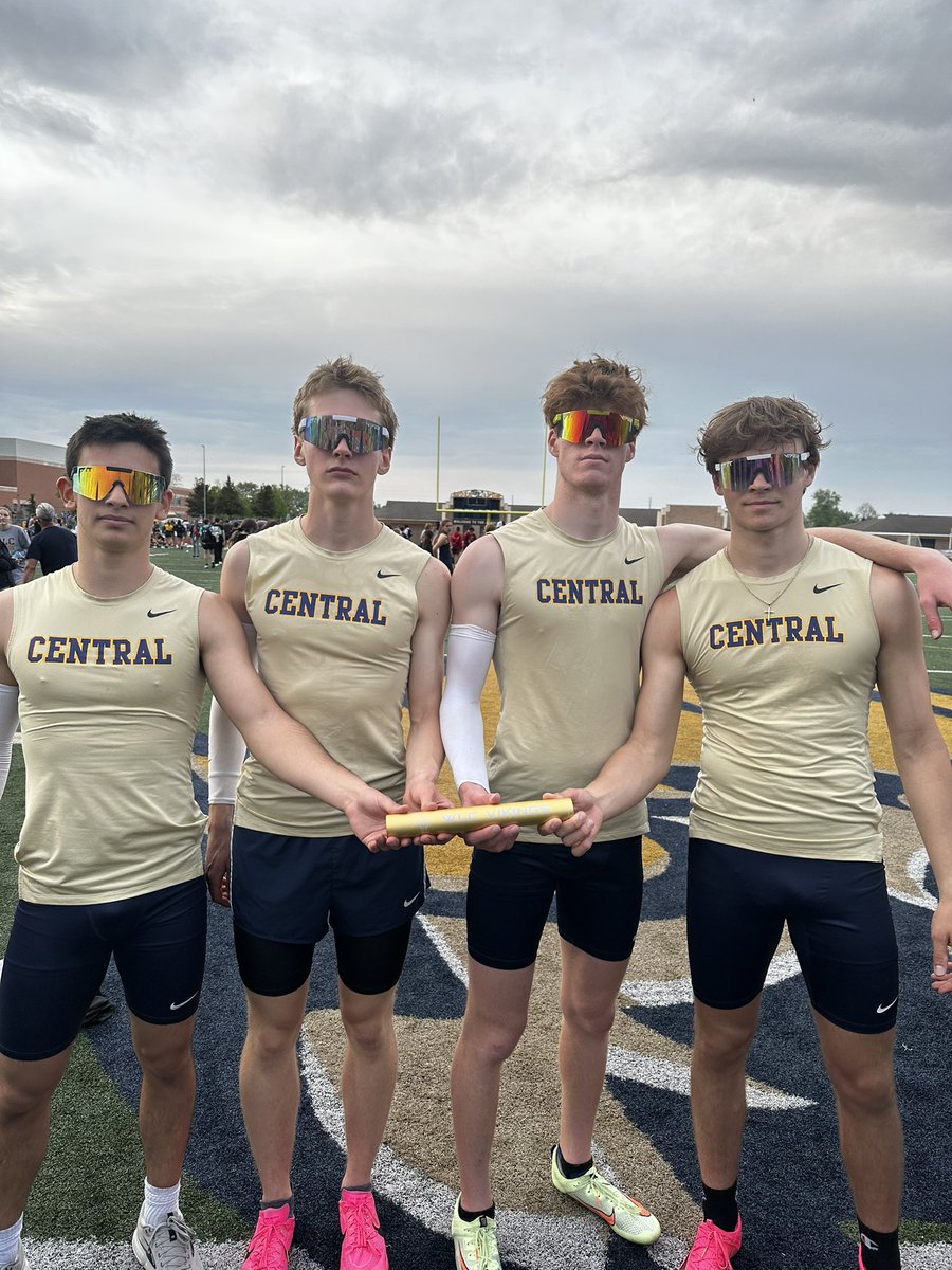 Men of Walled Lake tweet media