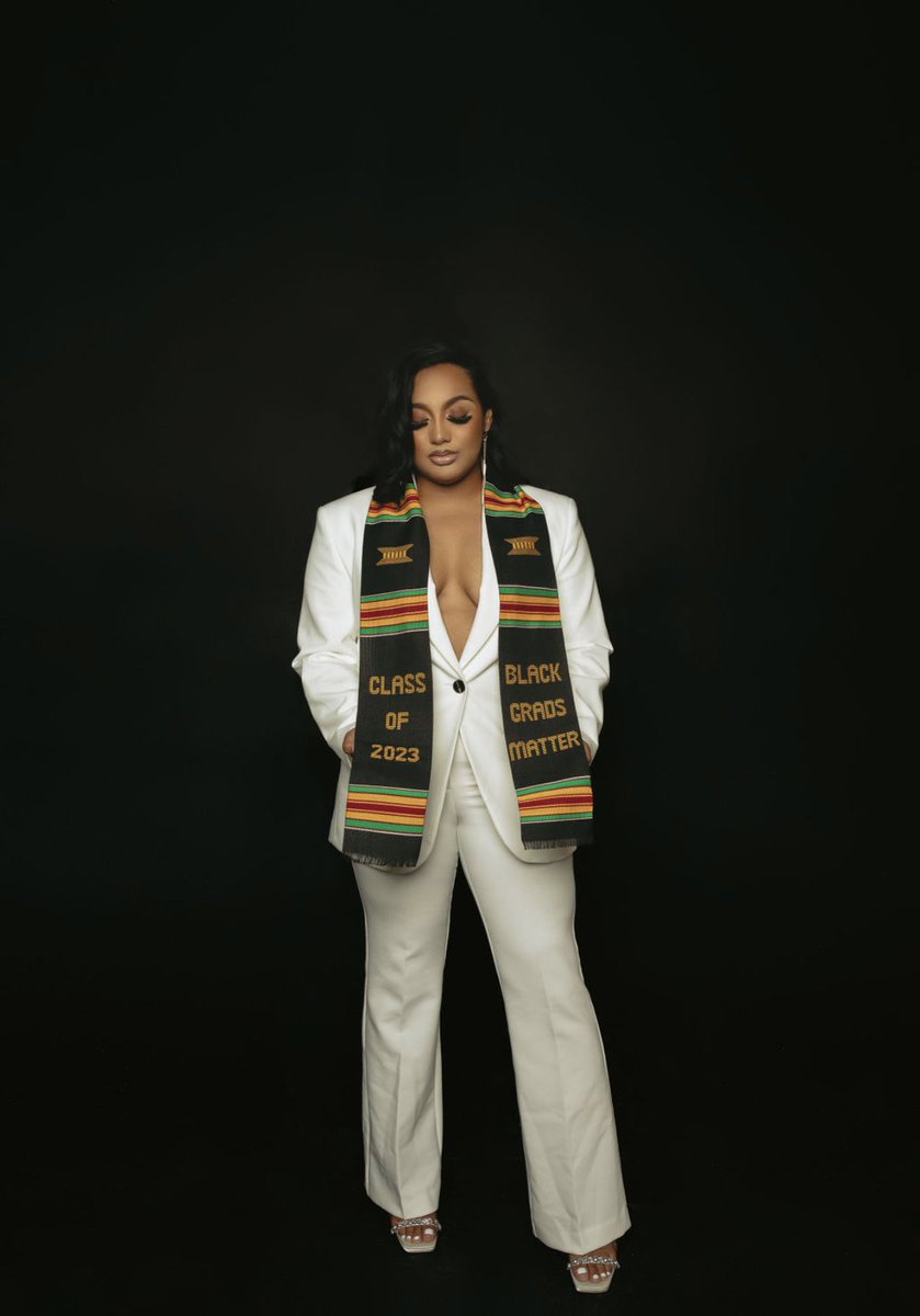 apoloniaaababy's tweet photo. Thank you Prairie View A&amp;M University. Been an eventful ride to say the least. 

✨ Bachelors of Science in Nursing 
✨Minor in Health https://t.co/4v0HoTrhgT