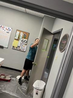Coach_WBell's tweet photo. VERY proud of these young men @LeretteHunter, Brody, Evan, Gannon, Asher, Tyler, Sevon &amp; Jackson for volunteering their Friday evening for community service.  They wanted to do it,  they organized it, they put in the work.  GREAT young people @camerondragonfb @CameronSchools #EAT https://t.co/cjGBeNjsCc