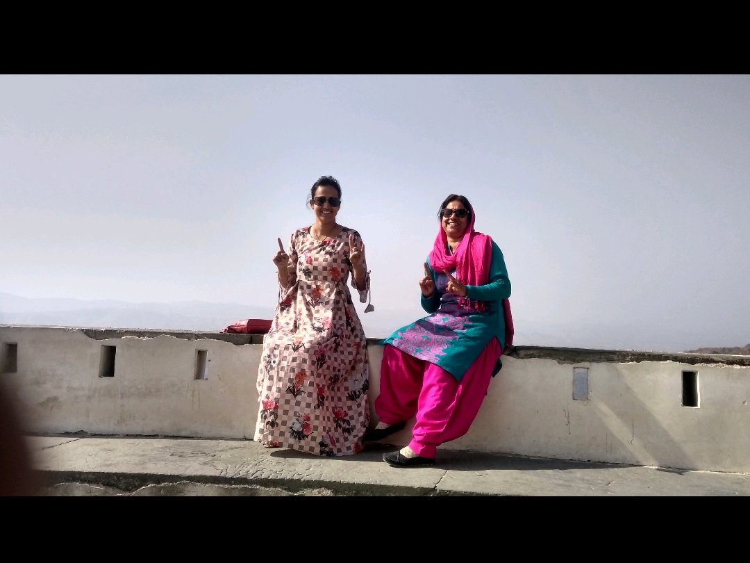 LuvyaJoshi's tweet photo. @ImagineApplePR My candid moments with my Mom #MothersDayWithImagine #ImagineApplePremiumReseller #ImagineContest 
@blessedkamal
@vinodsapra76 
@chidambar08 
@Pareek197 
@Rain_Man25 
@VaishaliMaisur2 
@Racer_Veb 
@godsowntalk 
@JayshreeMalhot6 
@gsrana4580 https://t.co/4e3Y9lgcBa