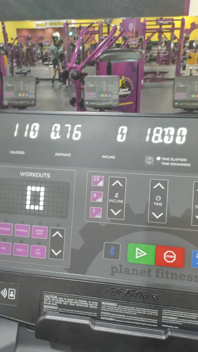darkshadownite's tweet image. Training like saiyan today and did 10 each upper body training.
#blacksaiyan #upperbodyworkout #cosplay #blackuchiha #planetfitness #workout