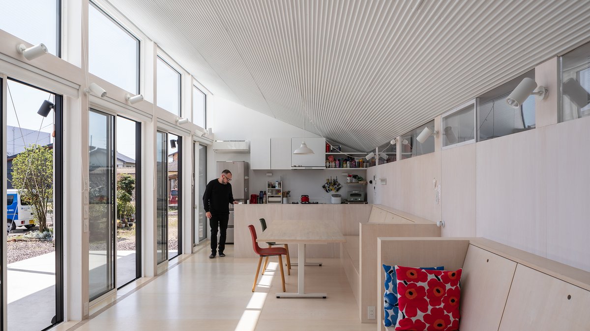 The clients of this home in Ichinomiya City, Japan, came to Nori Architects wanting their new home to be bright and connected to nature, having previously lived in a traditional Japanese minka.
--
youtu.be/IOTWF9dlOhI