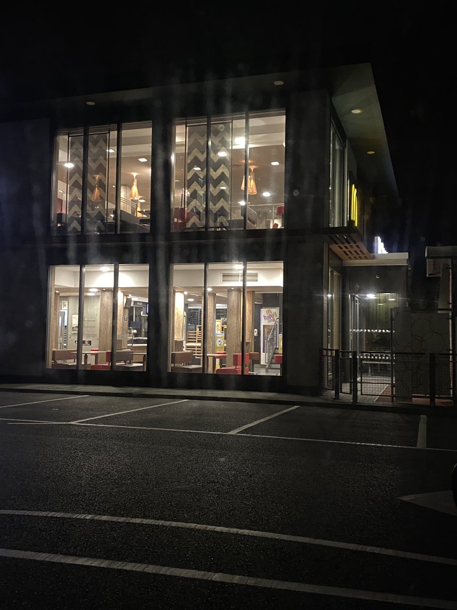 Hey <a href="/McDonaldsUK/">McDonald's UK</a>, your 24hr McDonald’s is closed at 2:30am and I want chips. Lights on but locked door, Sort it out