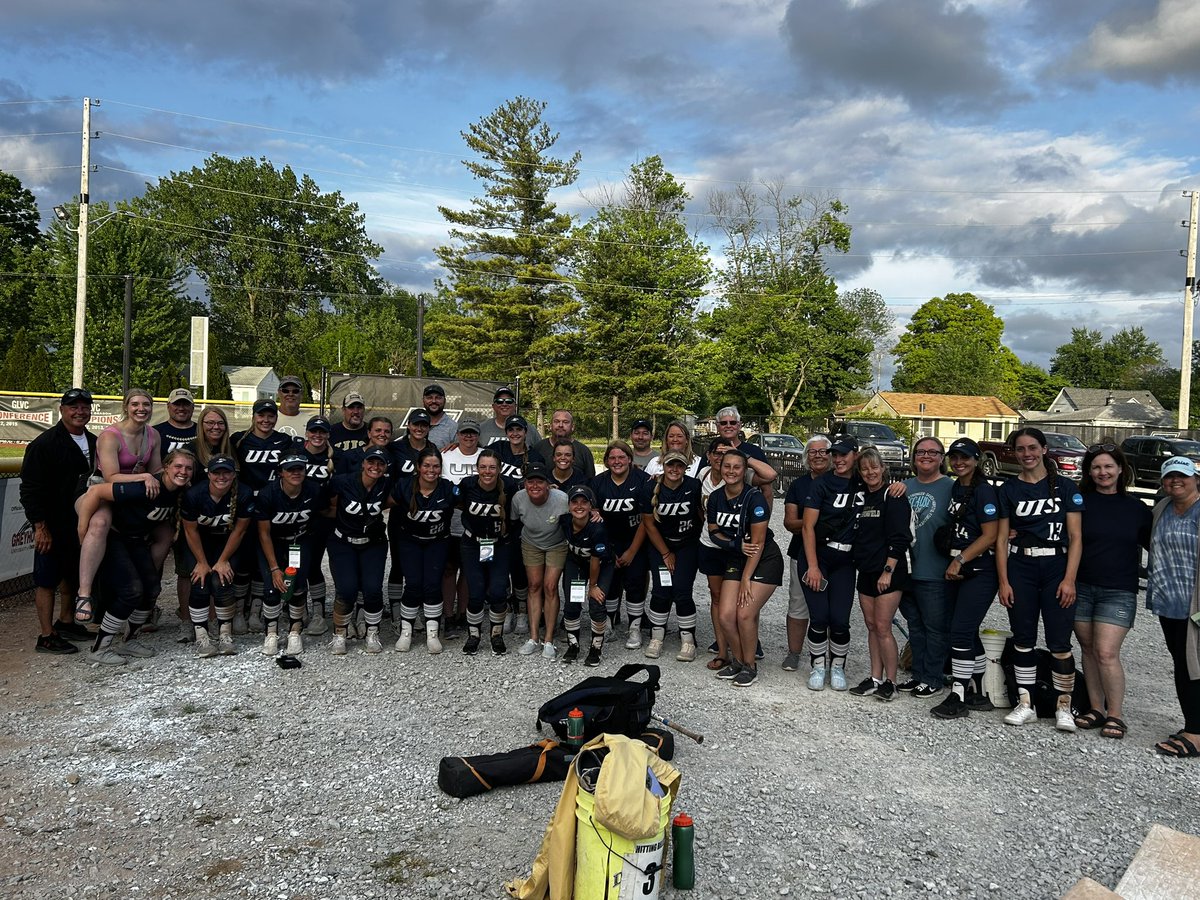 UIS Softball tweet media