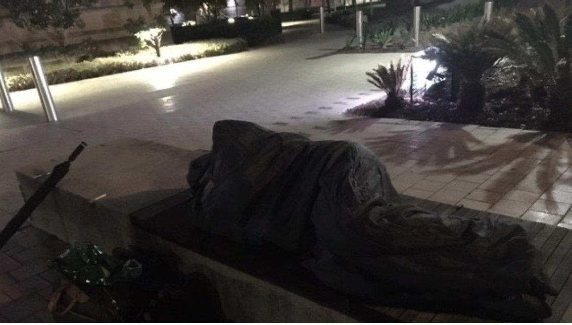 Chattylistener's tweet image. @ausgov @AusFedPolice trapped &amp;amp; kidnapped an innocent and vulnerable man and put him on the streets. 

Perhaps you'll take him off? 
@SenatorWong @MarkDreyfusKCMP 
#JusticeforCam #NACC #EK441