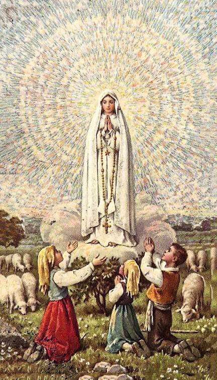 PrayTheRosary's tweet image. First Apparition of Our Lady
MAY 13, 1917
The three children were playing at Cova da Iria on May 13, 1917 when they saw two flashes like lightning, after which they saw the Mother of God above a holm oak. She was, according to the description of Lucia, "a Lady dressed in white,…