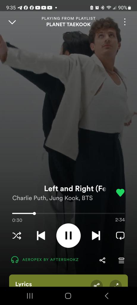 _TK_Supporter's tweet photo. #FocusOnTaeKook ❤️💜💚
#LeftAndRightTo600M ❤️💜💚
#ChristmasTreeTo300M ❤️💜💚Always #Streaming4Taekook
❤️💜💚 https://t.co/4k516NItgh