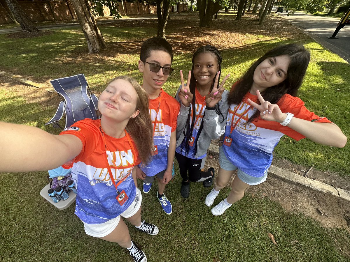 schofieldmiddle's tweet image. SMS Jr. Beta Club enjoyed participating and volunteering for the RUN UNITED Half Marathon, 5K, 10K, and Kids' Fun Run benefitting the United Way of Aiken County in Downtown Aiken!  #GoRams