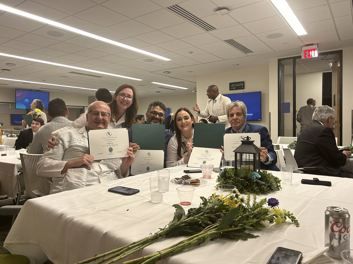 Mary_Killackey's tweet photo. Could not be more proud of our faculty and residents of @Tulane_Surgery who every day make the effort to teach. Recognized by the medical students as the 2023 Best Clerkship and Best Overall Department!! These awards are because of you!! #EachOneTeachOne #OwlClub #grateful https://t.co/8pyBOXpqXO