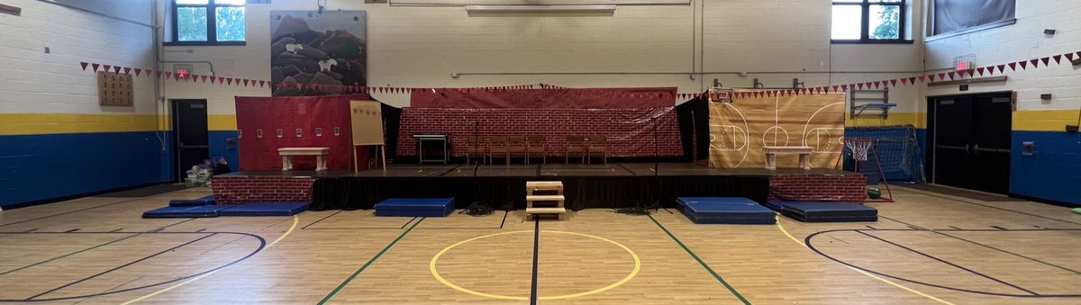 The set is up and we are ready to perform next week! What team? WILDCATS! 🚩 🏀 🎤 🧪 <a href="/FSDVikings/">Farmingdale School</a> <a href="/Ms_Gass/">Jaclyn Gass</a> <a href="/MsDyevoich/">Ms. Dyevoich</a>  <a href="/sheehan/">joseph b sheehan</a>