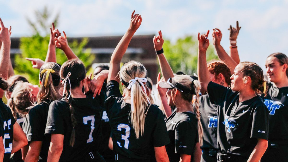 MTAthletics's tweet photo. CHAMPIONSHIP GAME BOUND! @MT_Softball WINS 6-5 over the regular season champions Charlotte! 🙌

Your #BlueRaiders will play at noon tomorrow in the @ConferenceUSA Championship game on @CBSSportsNet!

#BLUEnited https://t.co/eYQwYz2bGw