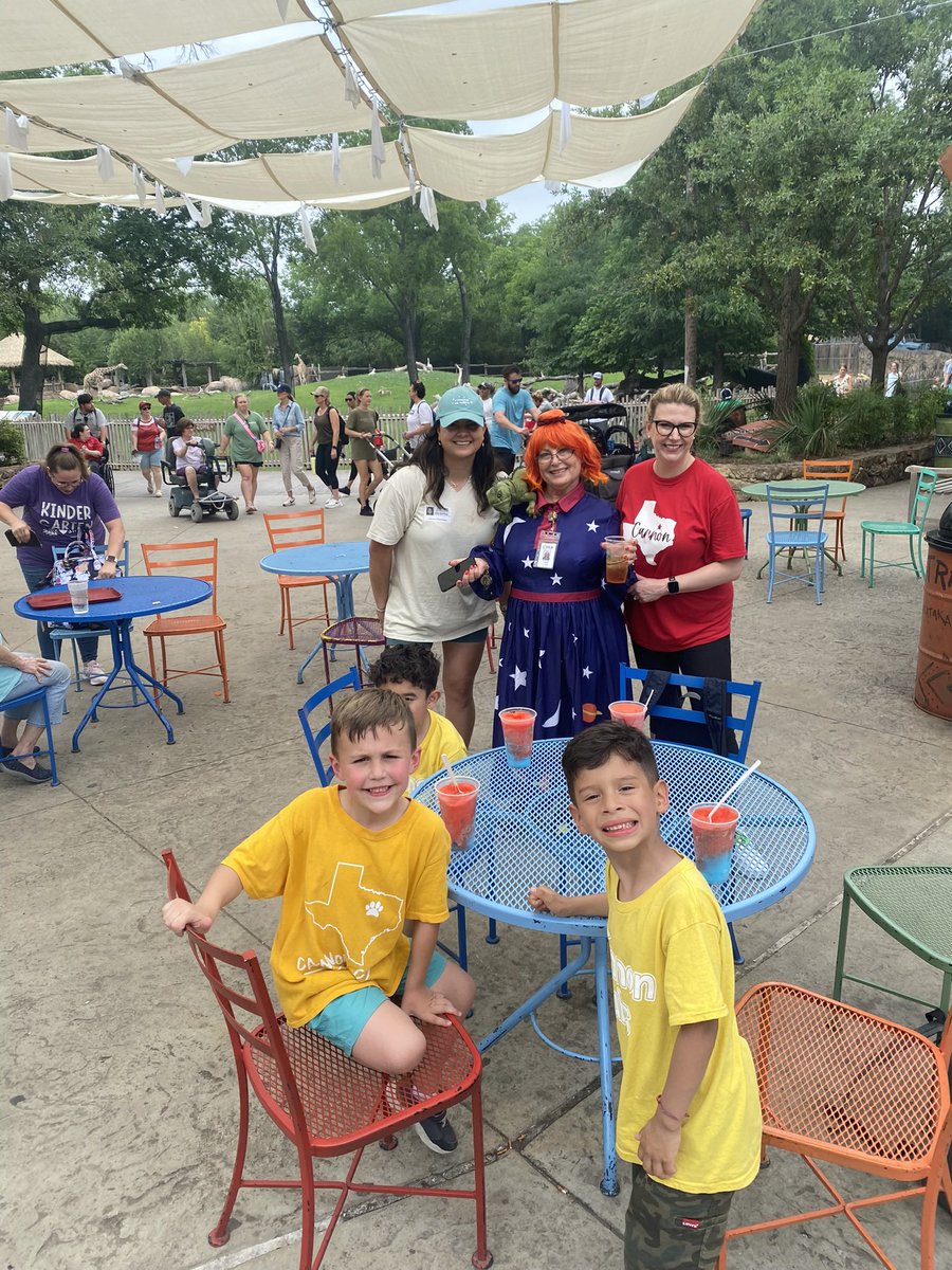 MsMiller_CAN's tweet photo. We had the best time at our field trip today!! Thank you to all the chaperones that came and helped us have the BEST experience!❤️❤️ @canSTEM https://t.co/P1hhJA9zvR