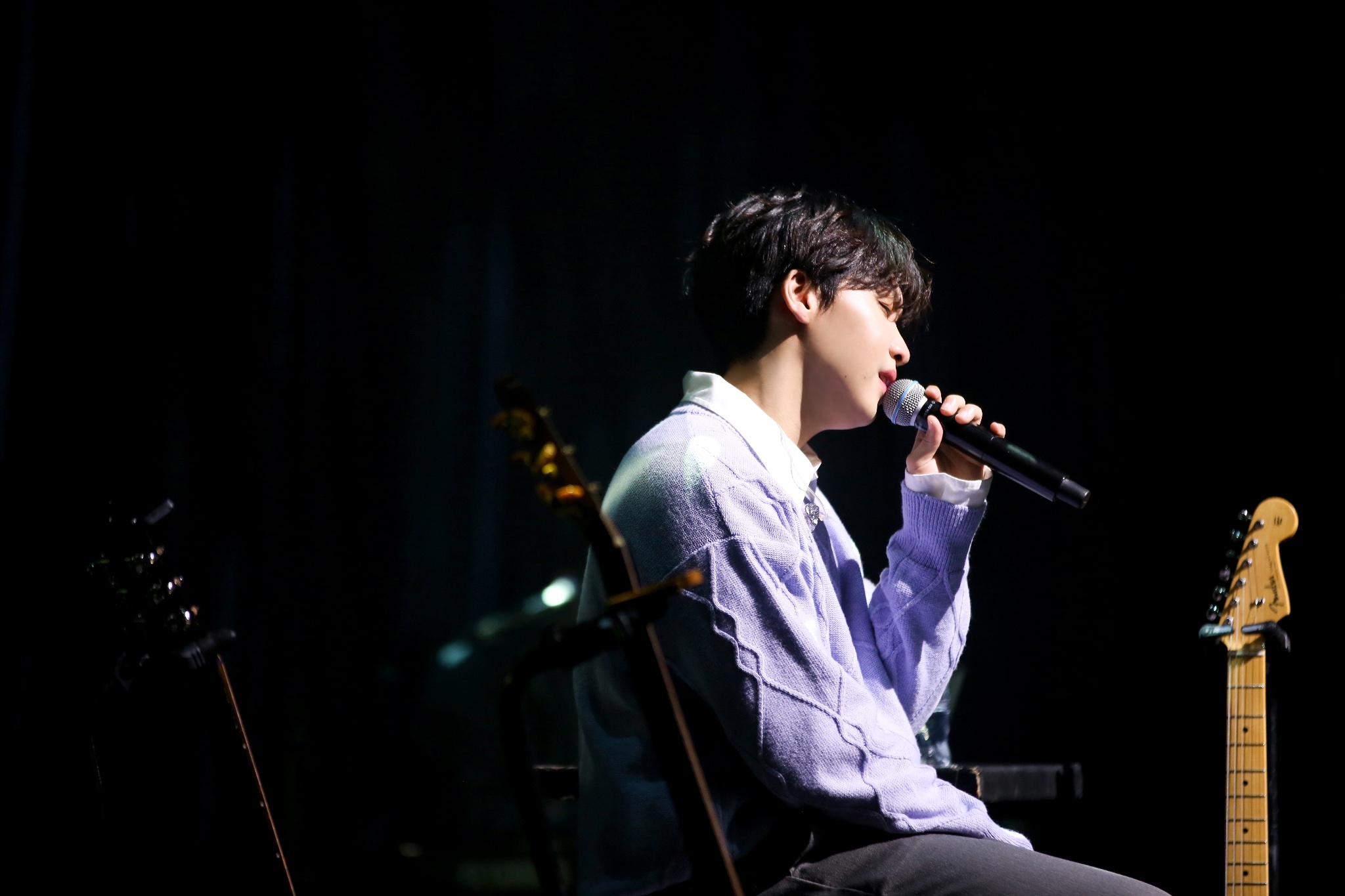 Fv-R7dYaAAAXQ3b?format=jpg&name=large