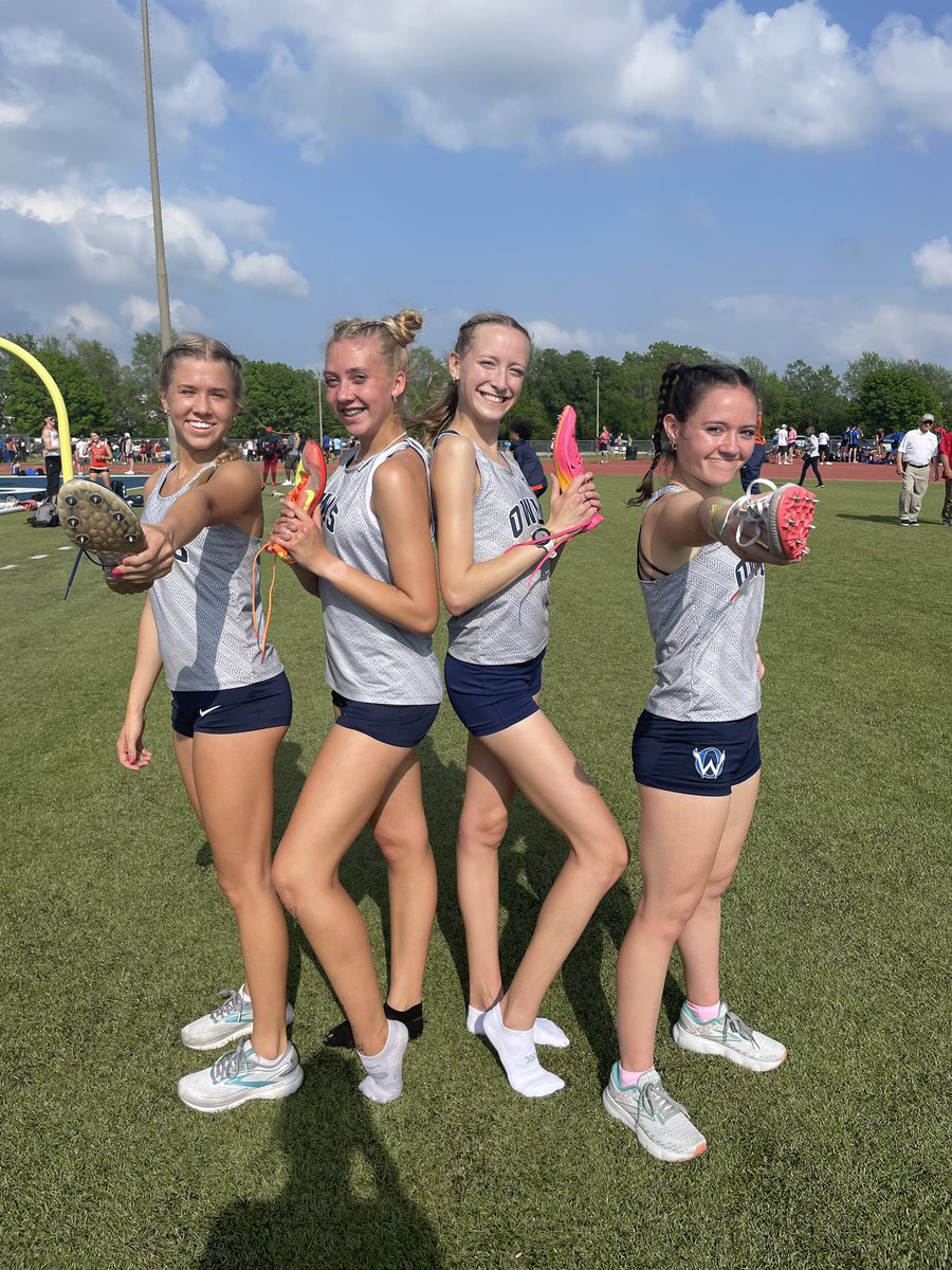 MaBlackOW's tweet photo. .@OWTracknField star by day, @OlatheWestChoir star by night. Kolby Brown can do it all!! https://t.co/h5ygF2EchW