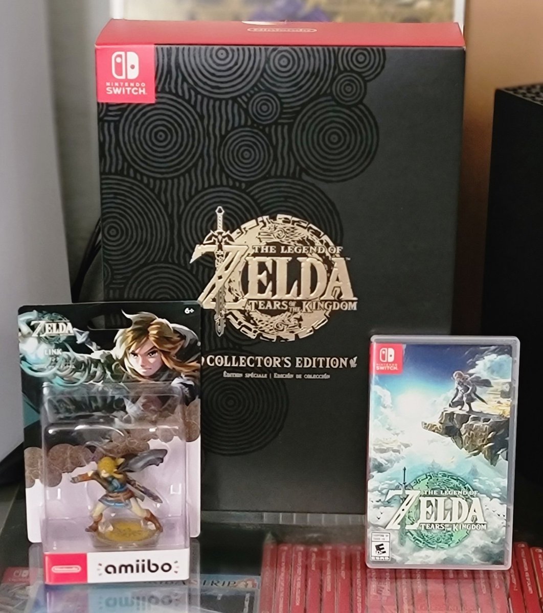 OPTICS's tweet image. Not as big as Day One, but I did get the TotK CE, standard and Link amiibo.... but this ain't even half the Zelda stuff I ordered. Would love to grab that OLED Switch tho.