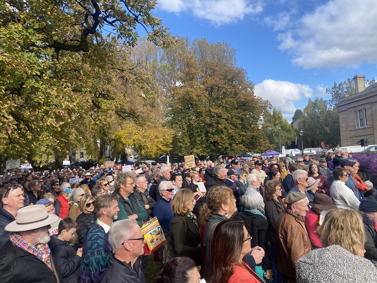 GraceEvans2904's tweet image. A big turnout on Parliament Lawns  for a stop the stadium rally in #Hobart. @7tasnews