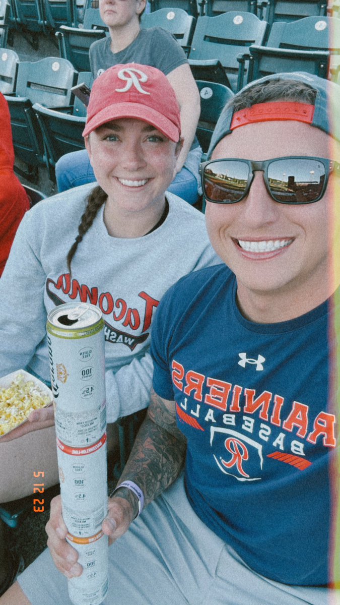 Fireman_Jasper's tweet photo. Friday night baseball #WeRTacoma #Rselfie https://t.co/gfWjFf1X8e