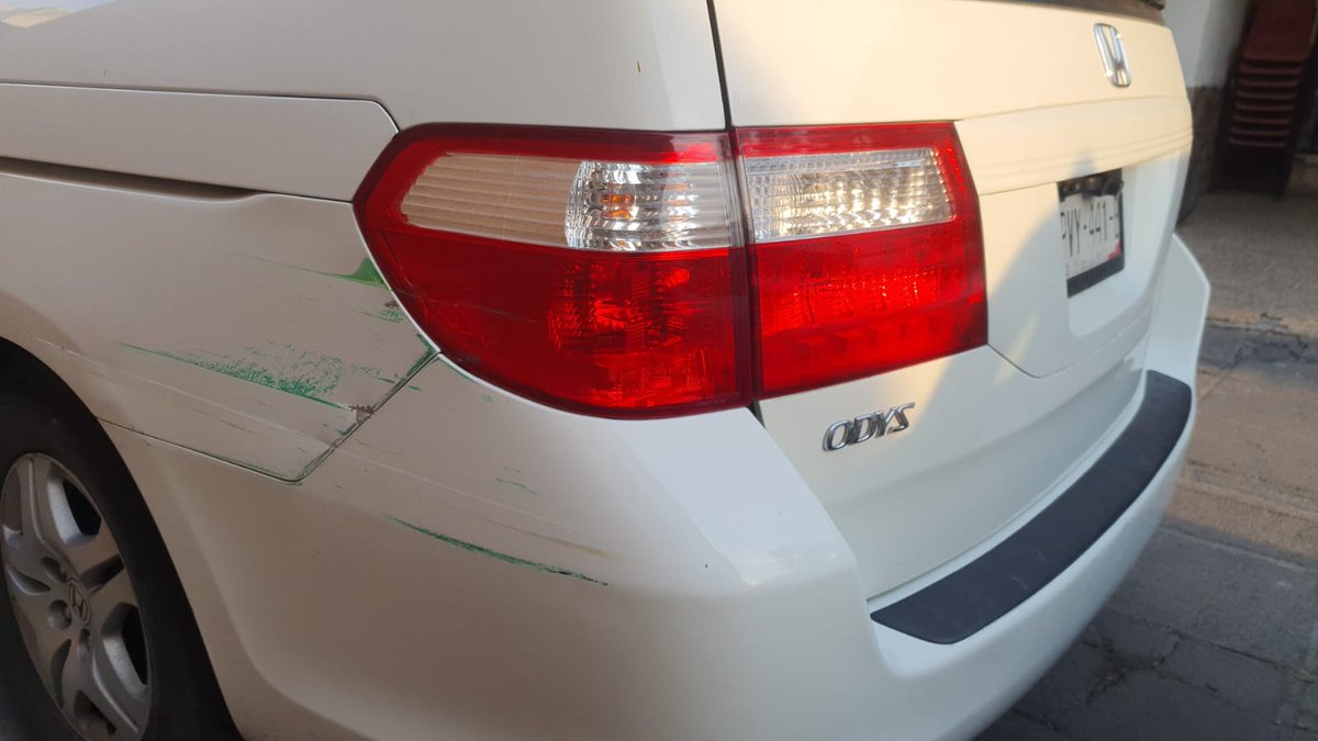 La unidad de transporte público  número C46/10 de la ruta 643, choco mi camioneta y se dio a la fuga, esto ocurrió a las 18:15 hora, esto en Av. Marcos Montero en Tlaquepaque. <a href="/Trafico_ZMG/">TráficoZMGuadalajara</a> <a href="/TransporteJal/">Secretaría de Transporte Jalisco</a>