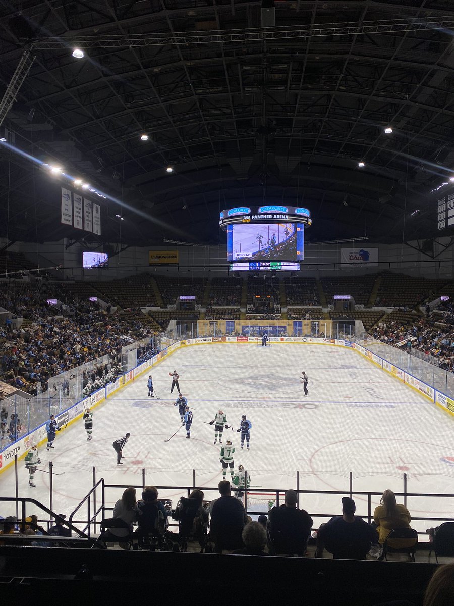 go ads!!!!! #MILHockey @mkeadmirals