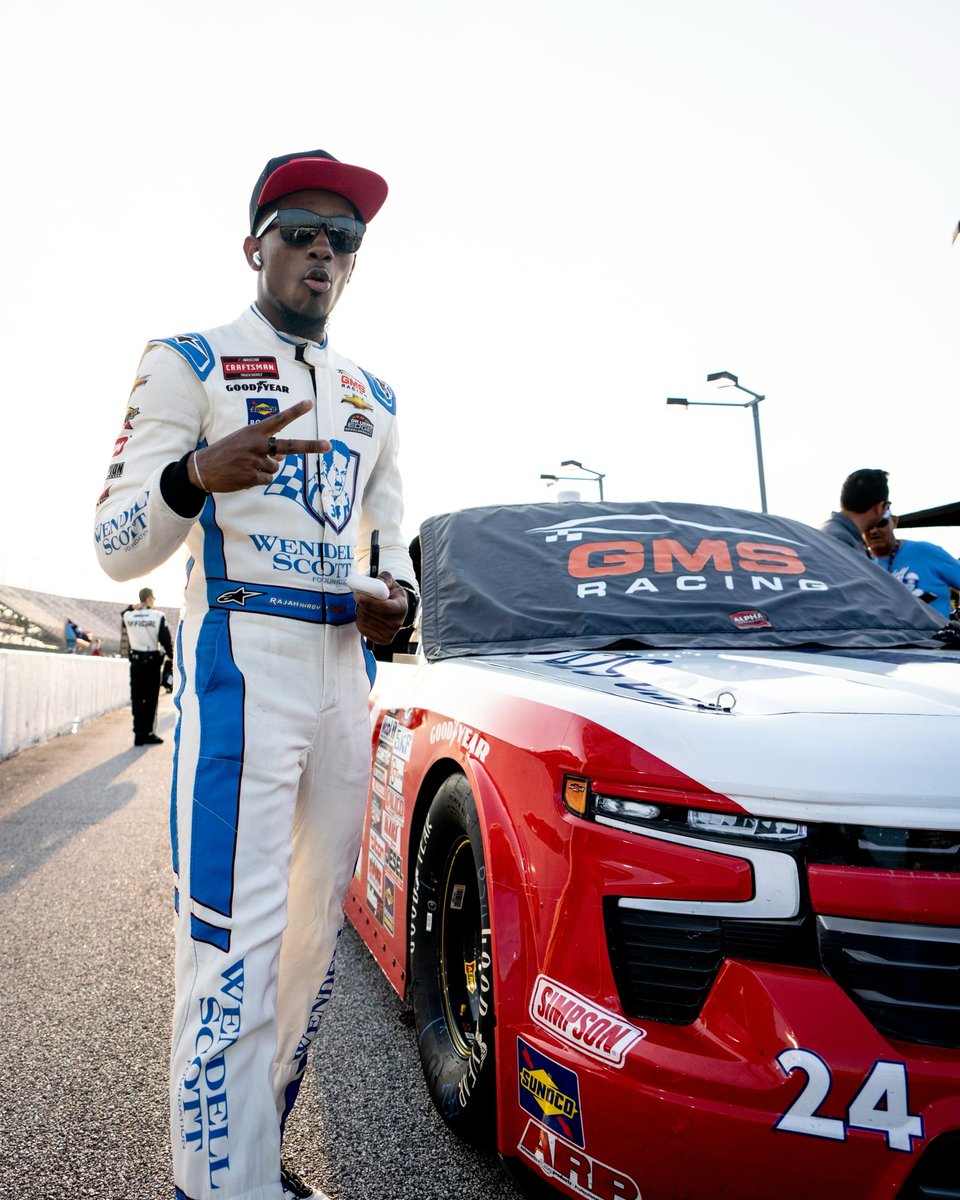 A career-best finish for this guy tonight!

<a href="/rajahcaruth_/">Rajah Kirby Caruth</a> comes home P6!