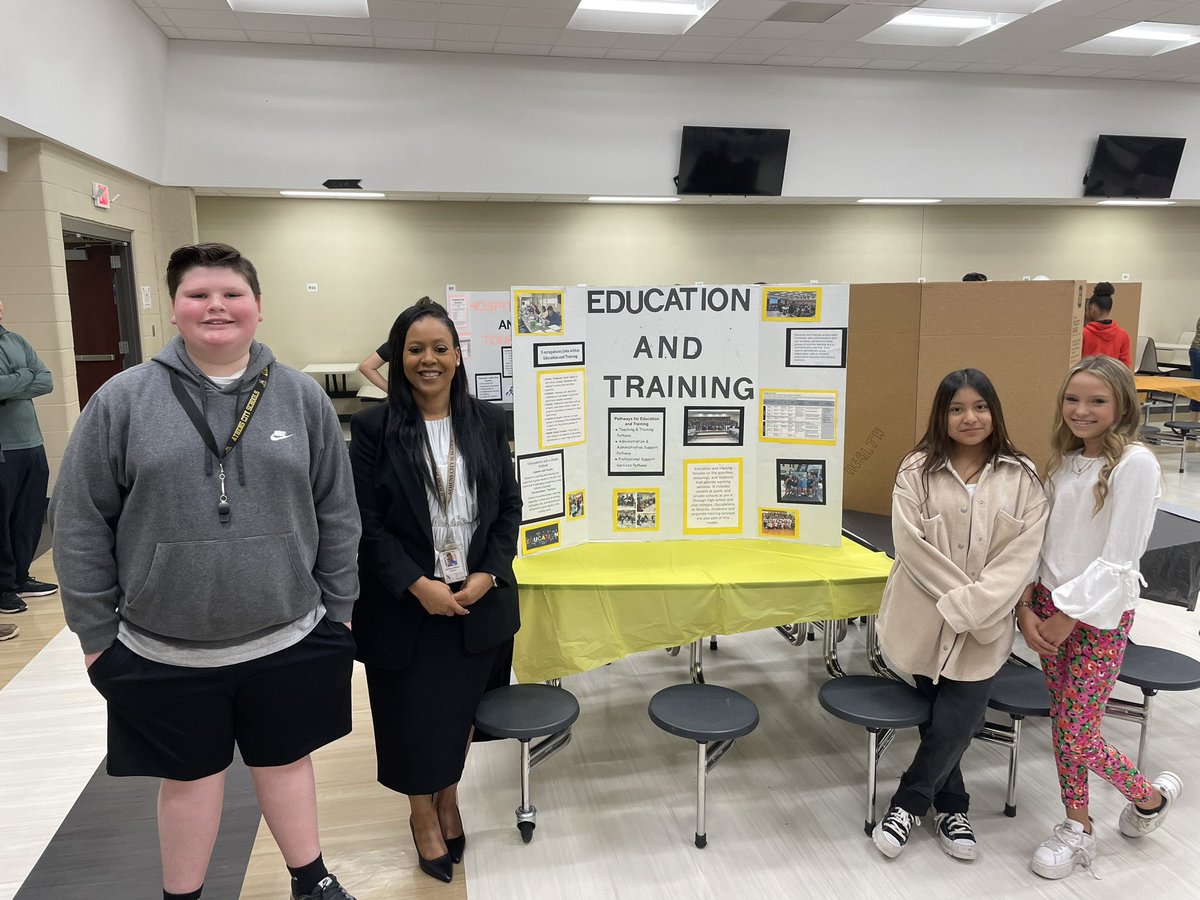 Melissa Moore tweet media