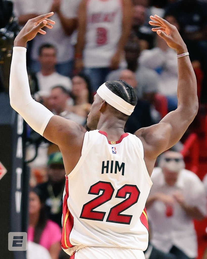 Danifig94's tweet photo. Este tío llegó a Miami hace 4 años. 
Los 4 años en playoff.
Récord de 33-21. (Ningún equipo tiene más victorias en este tramo)
3 años llegando a las finales de conferencia.
1 final de la NBA. 
Y lo que le queda... 
It's Him. https://t.co/EBVpdGQZIU