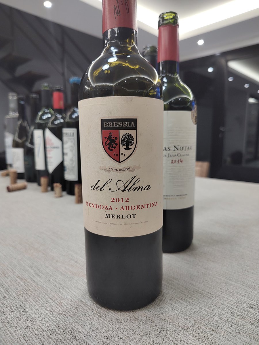 Merlot ❤️
Impresionante!
<a href="/wbressia/">WALTER R BRESSIA</a> <a href="/DEVOPUNK/">DEVOPUNK</a> <a href="/soldadosmerlot/">#SoldadosDelMerlot</a>