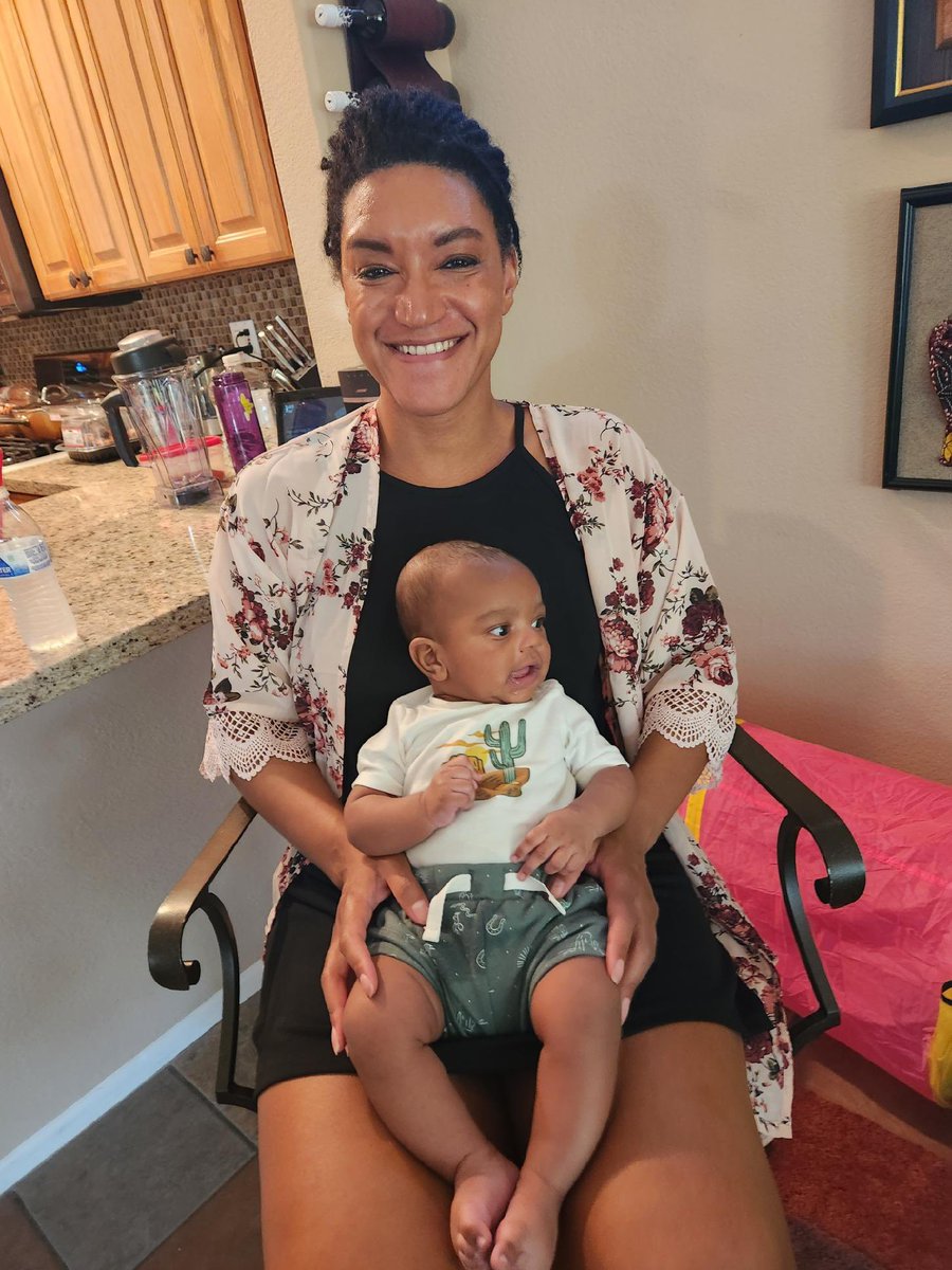 jessrobin96's tweet photo. This little guy right here! 
Friday evening joy…
2 months ❤️✨

#NephewTime https://t.co/EkuFQ2p3lV