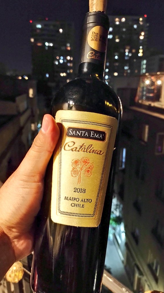 I got this bottle from one of my best Chilean clients about a year ago or so. I've been waiting for the perfect night to uncork it. Well, tonight's the night!
Cheers, everyone! 🍷
#ChileanWine #Chile