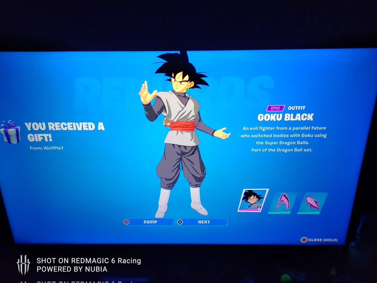WolfCake77's tweet photo. Just gift myself this awesome new skin and use code:AbseneVicki pls support this awesome person. @AbsenzRedeem  @TwitAbsenz https://t.co/1EINlO232h