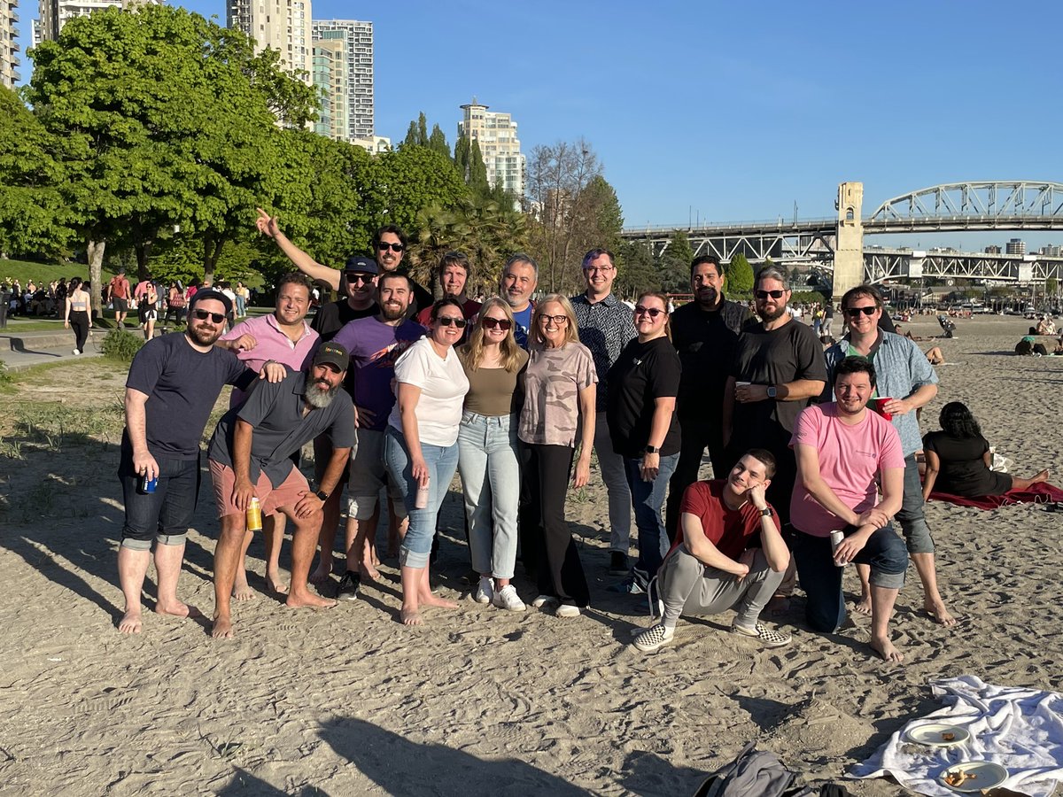 Sunsetting OpenJS World 2023 in Vancouver at BeachJS 🥰🏖️🍻