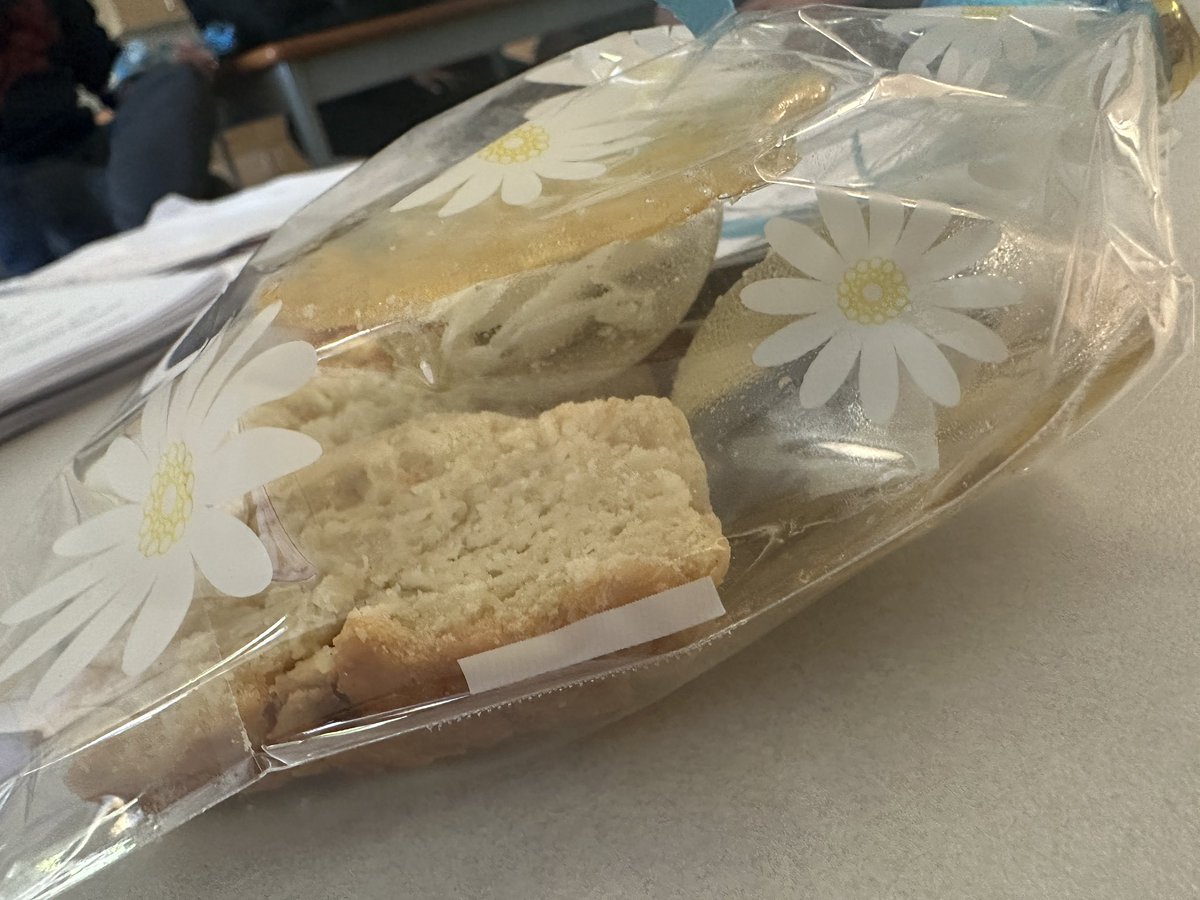 hmeceducator's tweet photo. Food Studies 11/12 made Tea Bombs & Lemon White Chocolate Biscotti for Mother’s Day!
It was our first time playing with sugar to make candy.
I wonder if we still have enough time to make more candies??
#PRHomeEc #ss36learn #mothersdaygifts #teabombs #biscotti https://t.co/uWHWJXVeUt