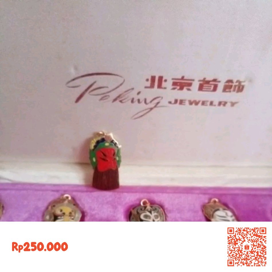 sunmoon369_'s tweet photo. Ini liontin dari china ASLI KUNO PEKING JEWELRY SESUAI GAMBAR. DIJUAL PER PCS.  https://t.co/ffKTvpUrTe #ShopeeID https://t.co/Om1rzIMO6L