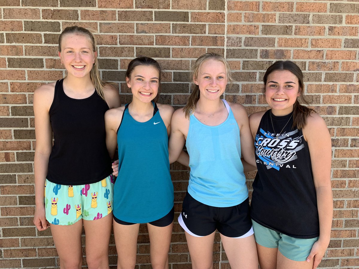 LoramieT_F's tweet photo. HS girls SCAL Champions:
-Mylee Shatto: 800m/ 4x8
-Ariel Heitkamp: 100h/ 300h/ 4x2/ 4x4
-4x8: Camille Borchers, Colleen Borchers, Lauren Moore, Mylee Shatto
-4x2: Ariel Heitkamp, Taylor Schmitmeyer, Izzy Meyer, Sunni Voisard https://t.co/kTL3RFjTOE