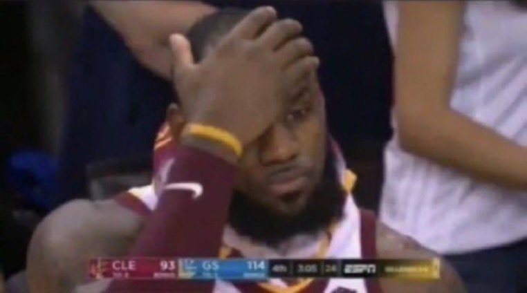 L2btwahaha's tweet photo. @smh24yt__ @TheHoopCentral everyone reading ur dumbass comment: https://t.co/08skcagtny