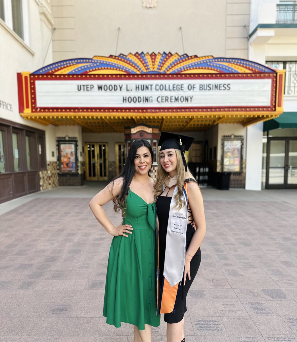 astridcadena5's tweet photo. No se ustedes, pero mi hermana ya es Master in Business Administration, graduada siendo parte de la #BSGHonorsSociety y no puedo estar más orgullosa 🥹♥️ Mexicana triunfando en el extranjero 🇲🇽 https://t.co/yZCyC2Eq5h